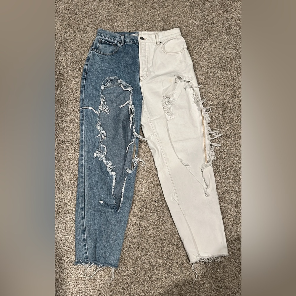Two-Tone Distressed Women Jeans